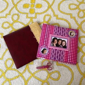 ✂️New! Set of 2 12X12 Scrapbooks✂️